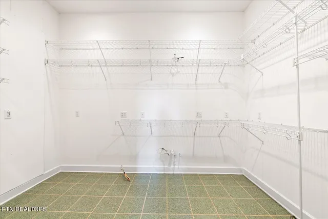 $749,900 | 145 Hope Lane, La Follette, TN 37766