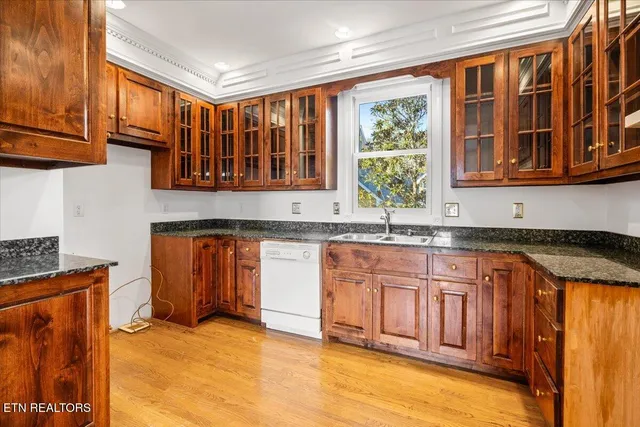 $749,900 | 145 Hope Lane, La Follette, TN 37766