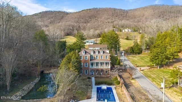 $749,900 | 145 Hope Lane, La Follette, TN 37766