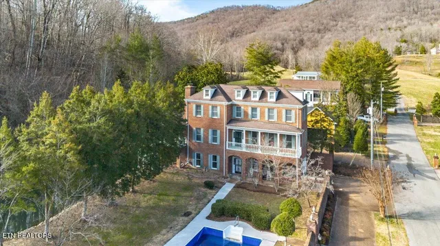 $749,900 | 145 Hope Lane, La Follette, TN 37766