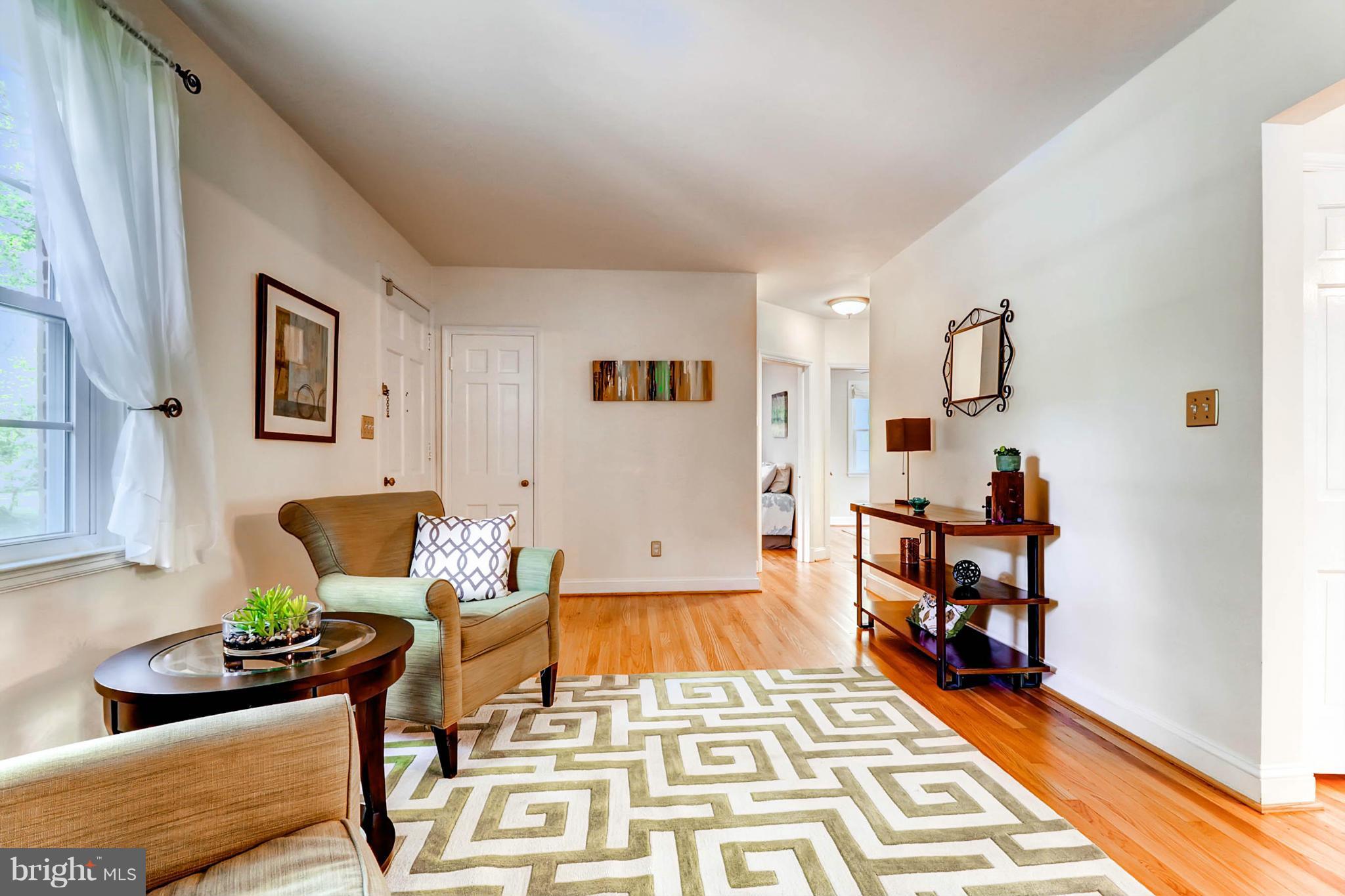 304 Worthington Road Baltimore, MD 21286 - Photo 5 of 29 Painted in Crisp, Decorator Neutrals