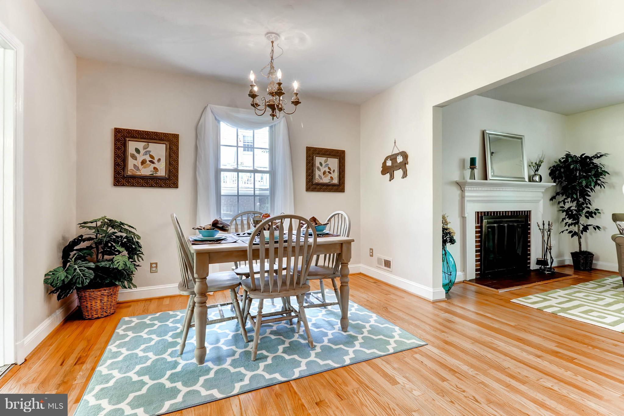 304 Worthington Road Baltimore, MD 21286 - Photo 7 of 29 Gleaming Hardwoods