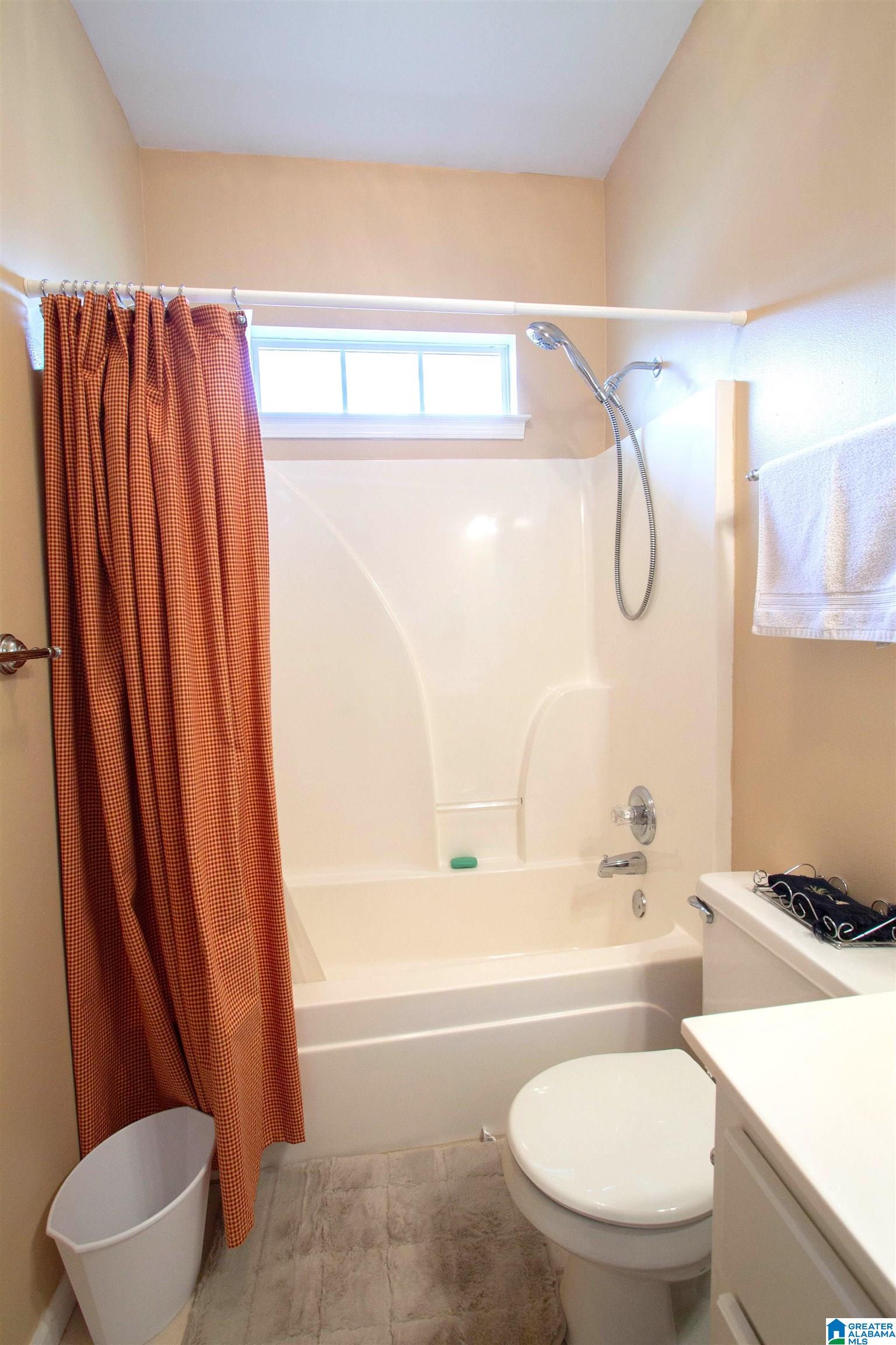 276 Victoria Station Alabaster, AL 35114 - Photo 31 of 38