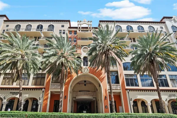 $4,050 | 55 Merrick Way, Unit 552, Coral Gables, FL 33134