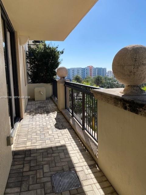 55 Merrick Way, Unit 552 Coral Gables, FL 33134 - Photo 8 of 24