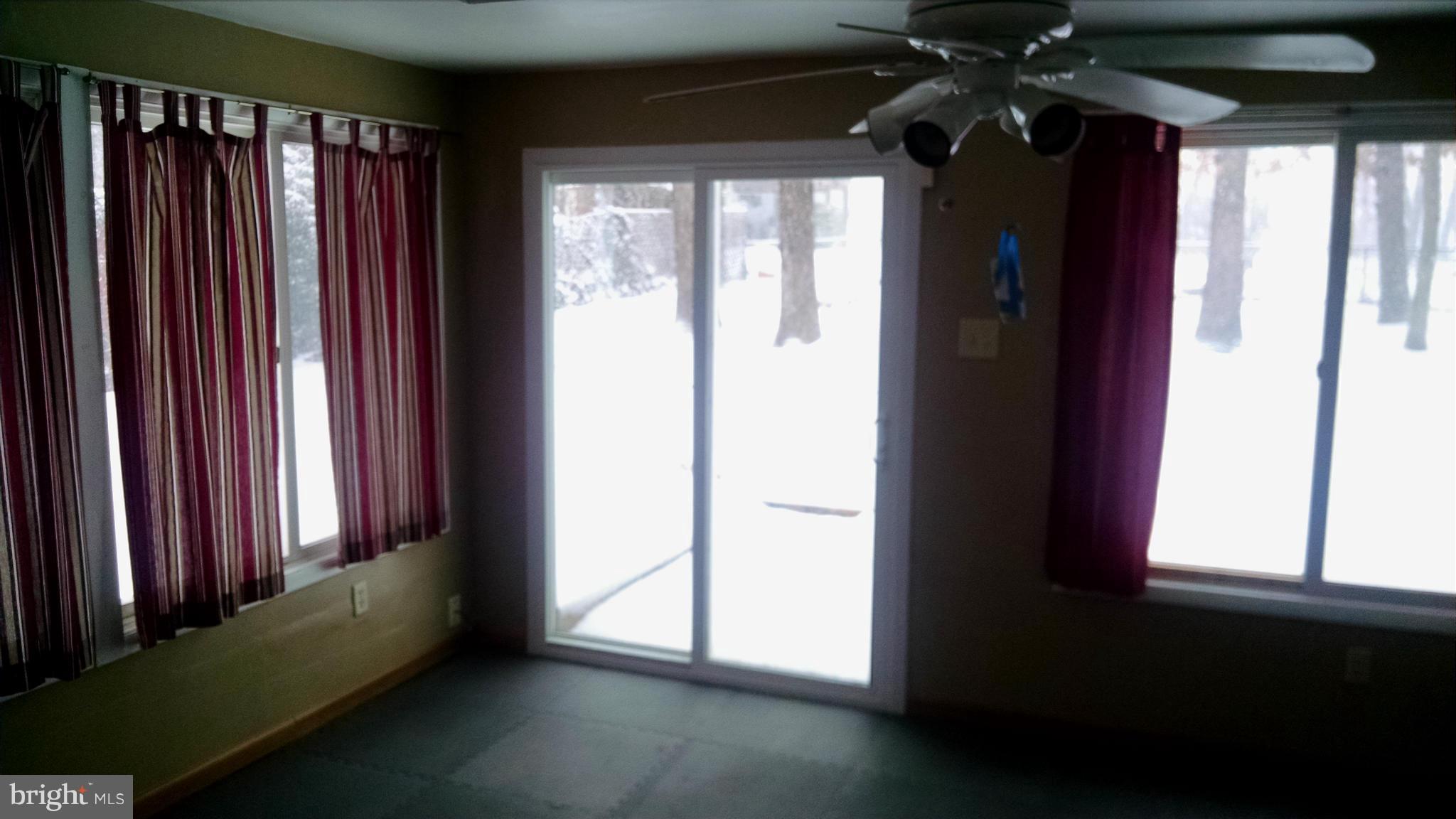 1708 Chesterton Road Baltimore, MD 21244 - Photo 8 of 17 Interior (General)