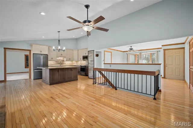 $425,000 | 1863 Smizer Mill Road, Fenton, MO 63026