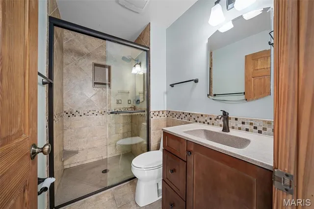 $425,000 | 1863 Smizer Mill Road, Fenton, MO 63026