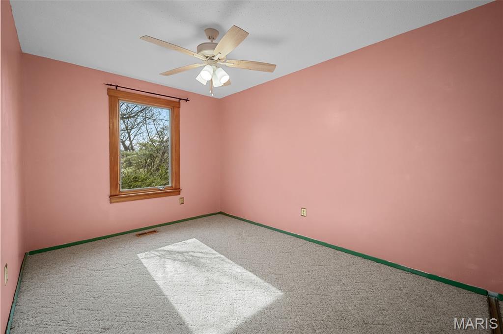 1863 Smizer Mill Road Fenton, MO 63026 - Photo 32 of 59