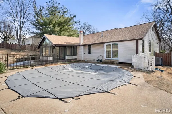 $458,500 | 1863 Smizer Mill Road, Fenton, MO 63026