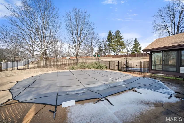 $425,000 | 1863 Smizer Mill Road, Fenton, MO 63026