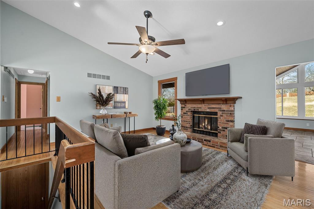 1863 Smizer Mill Road Fenton, MO 63026 - Photo 9 of 59