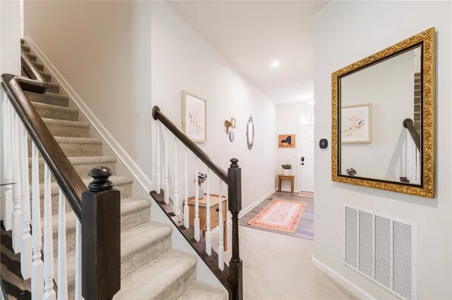 $325,000 | 23 Keuka Lane, Canandaigua City, NY 14424