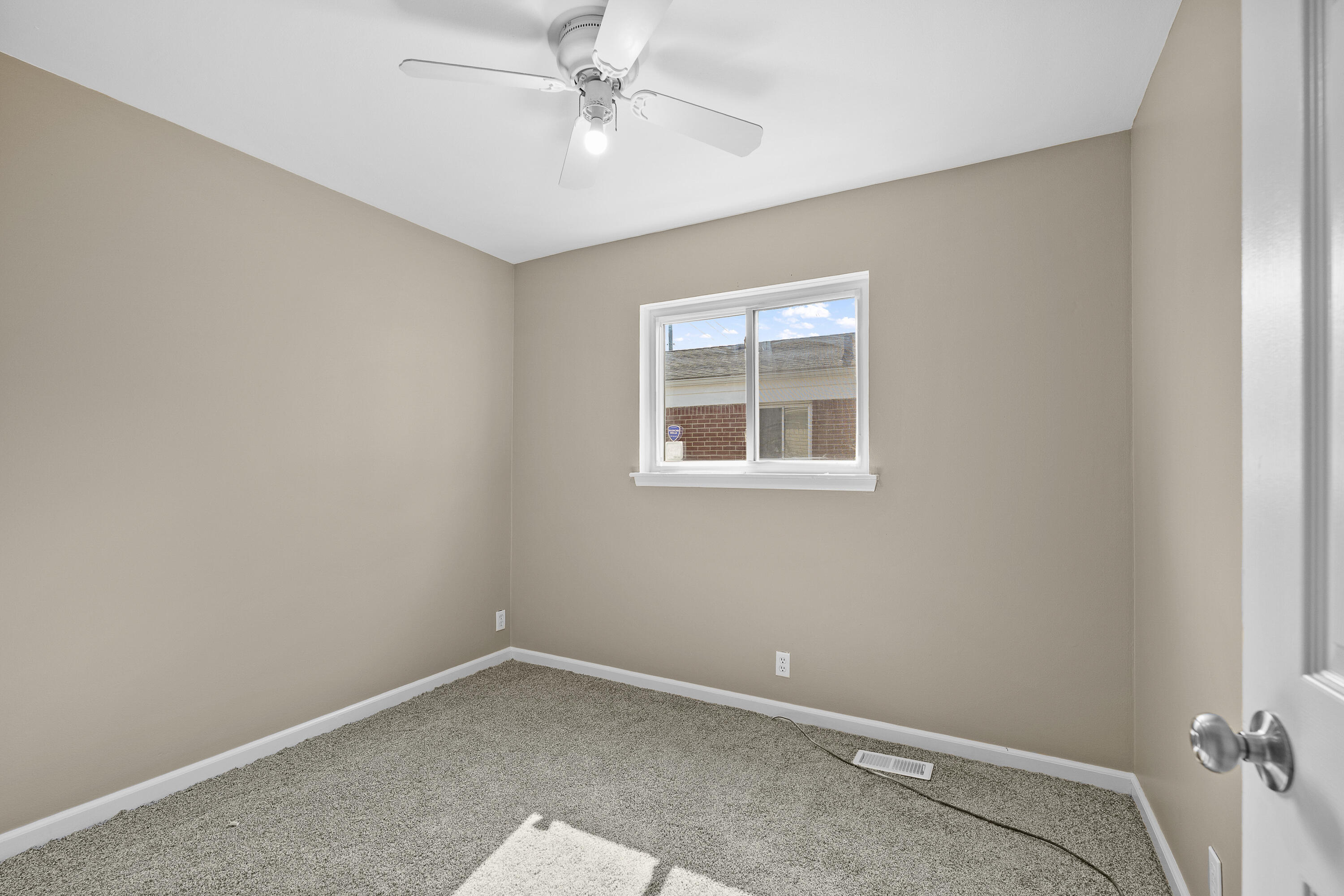 11107 Toepfer Road Warren, MI 48089 - Photo 17 of 25 _DSC0855