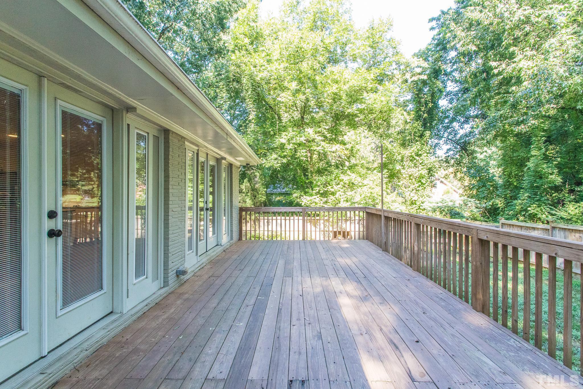 2820 Fowler Avenue Raleigh, NC 27607 - Photo 8 of 28