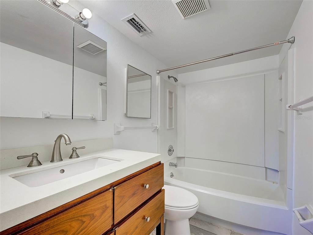 499 Albee Farm Road, Unit V11 Venice, FL 34285 - Photo 35 of 39