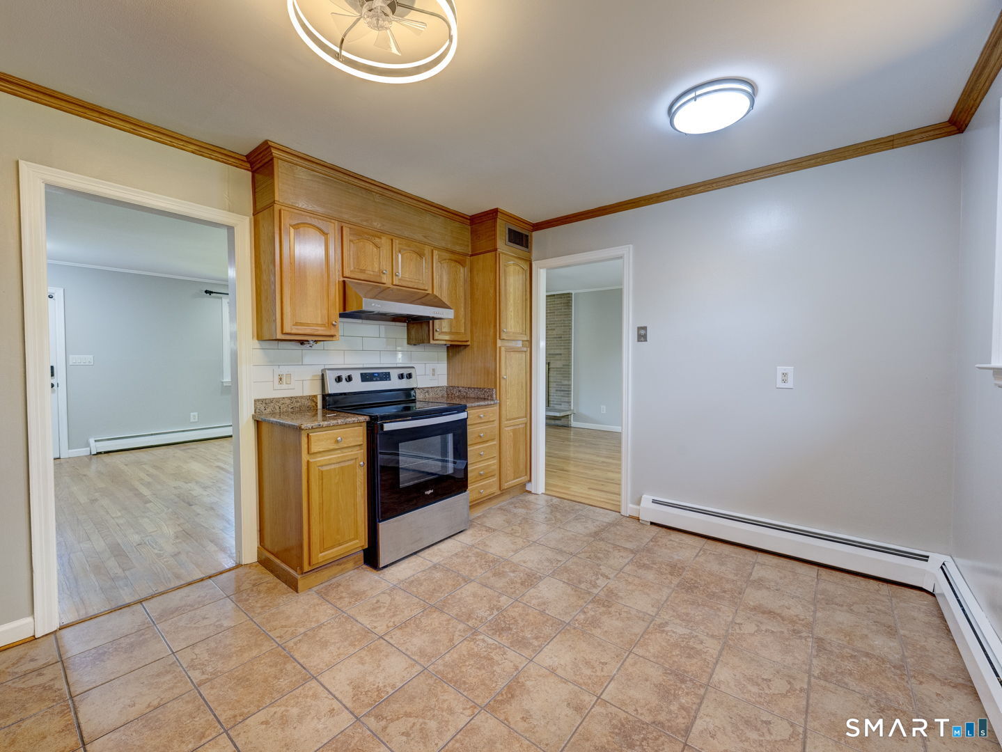 38 Portage Road West Hartford, CT 06117 - Photo 10 of 37