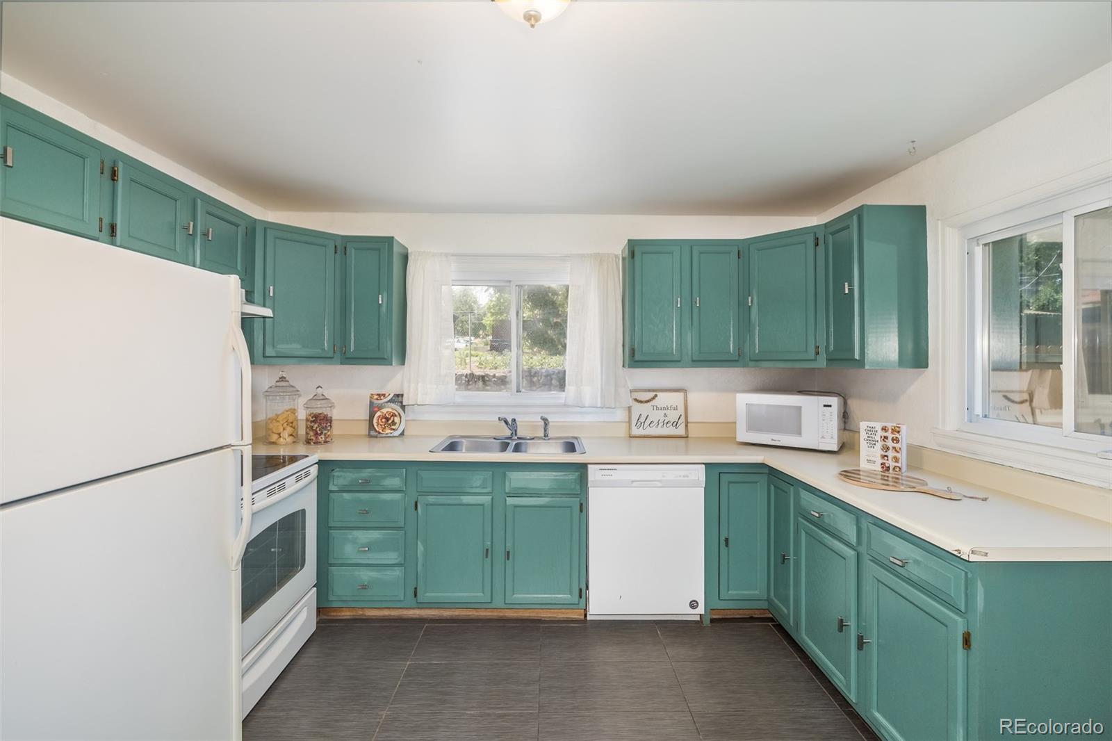 1643 South Decatur Street Denver, CO 80219 - Photo 4 of 25 Gallery Image 4