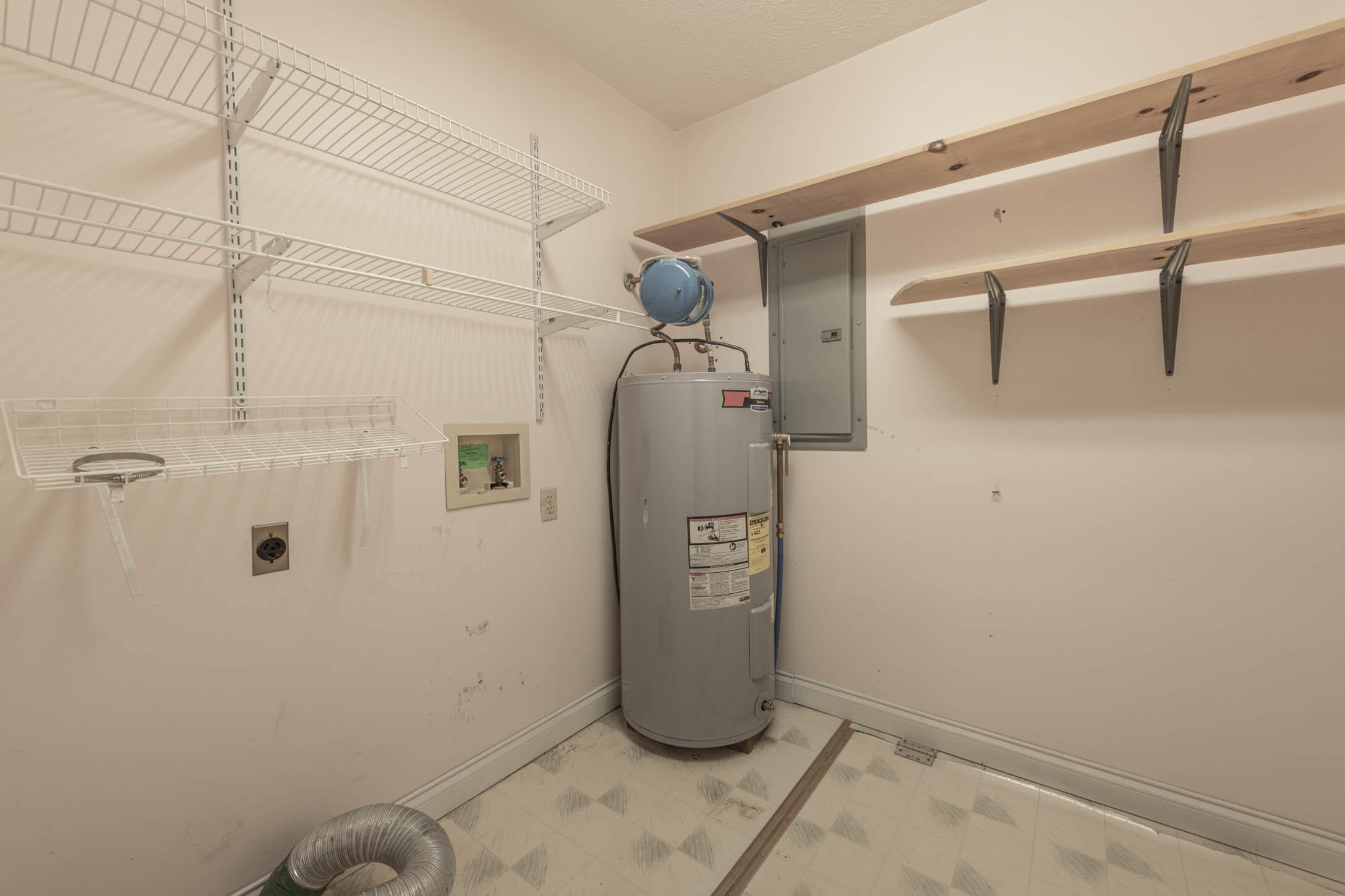 1368 Watch Road Corbin, KY 40701 - Photo 22 of 27 Water heater:room-2