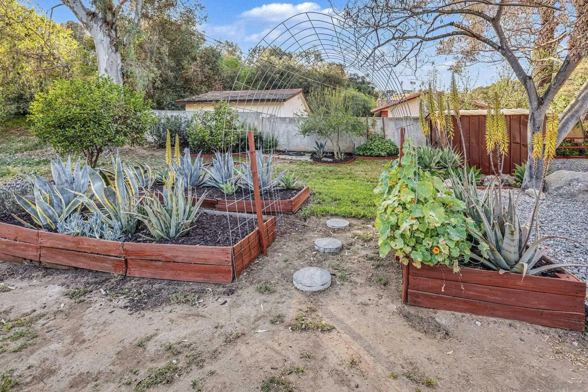 30960 Mission Bonsall, CA 92003 - Photo 23 of 29