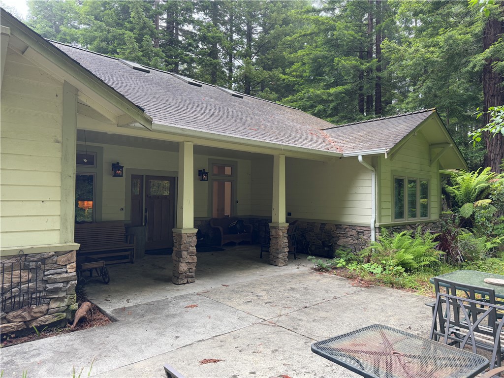 5595 Cummings Road Eureka, CA 95503 - Photo 2 of 12