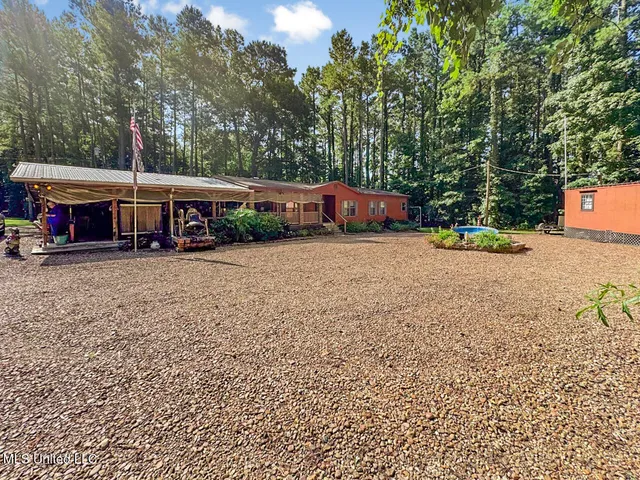 $299,000 | 7 Jordan Road, Natchez, MS 39120