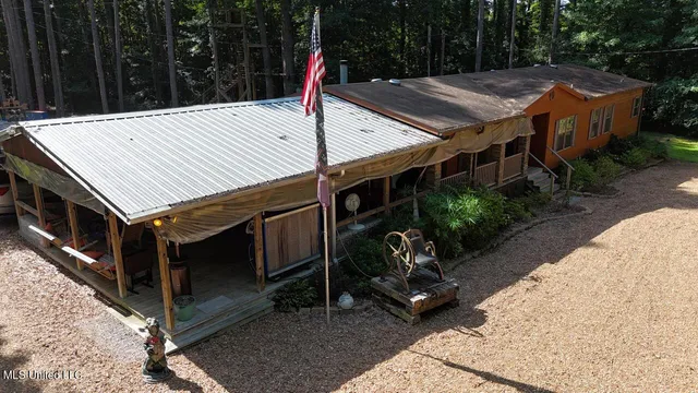 $299,000 | 7 Jordan Road, Natchez, MS 39120