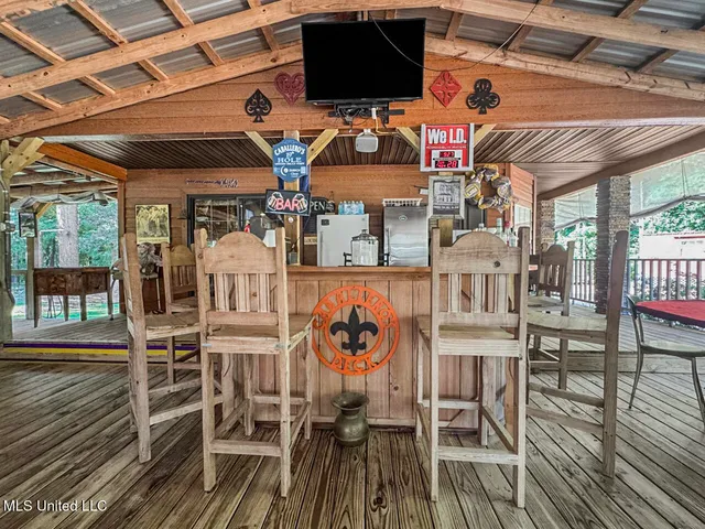 $299,000 | 7 Jordan Road, Natchez, MS 39120