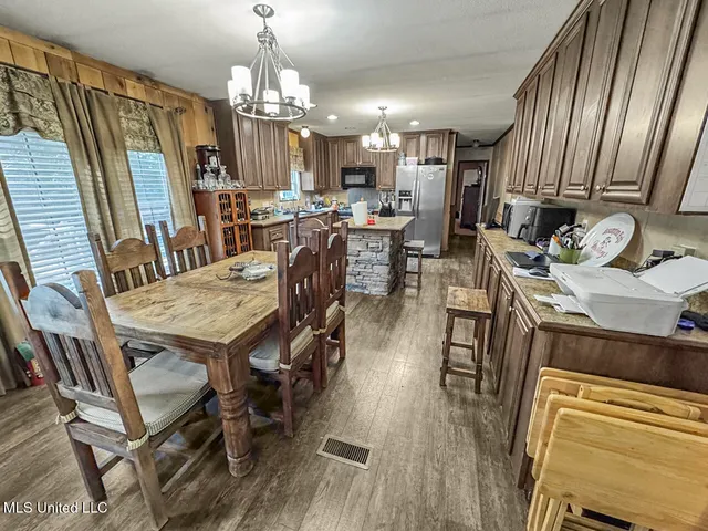 $299,000 | 7 Jordan Road, Natchez, MS 39120