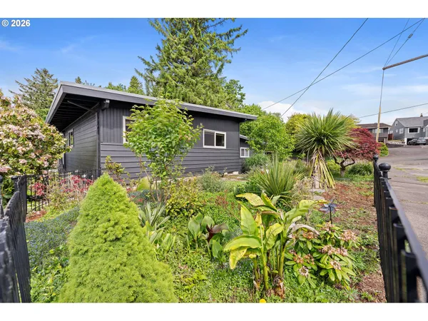 $728,983 | 404 Chinook Street, Astoria, OR 97103