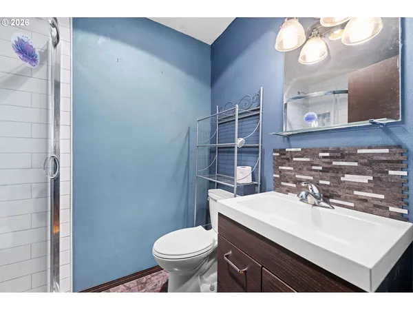 $728,983 | 404 Chinook Street, Astoria, OR 97103