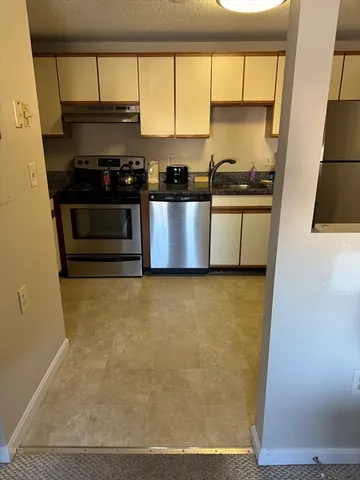 $1,950 | 35 Prospect Street, Unit 301, Woburn, MA 01801