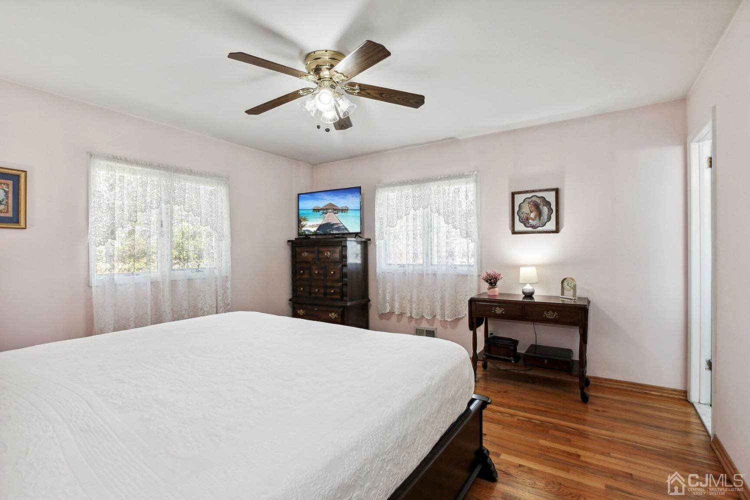 48 Ridgeview Road Jamesburg, NJ 08831 - Photo 12 of 24 Gallery Image 12