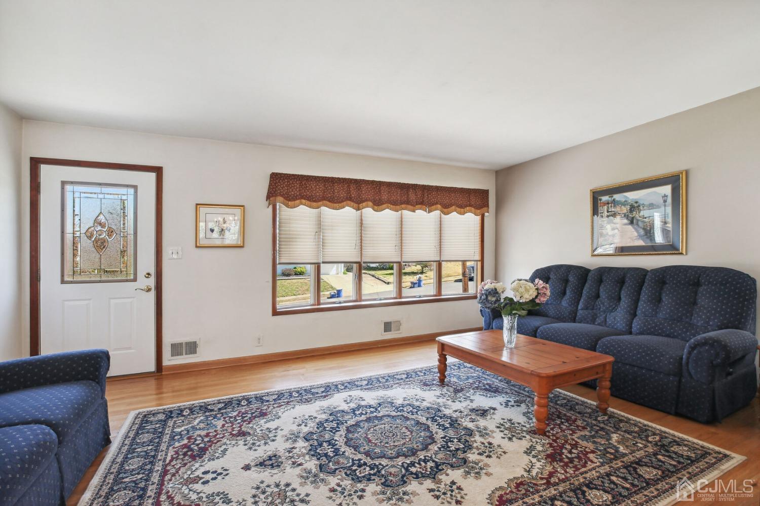 48 Ridgeview Road Jamesburg, NJ 08831 - Photo 3 of 24 Gallery Image 3