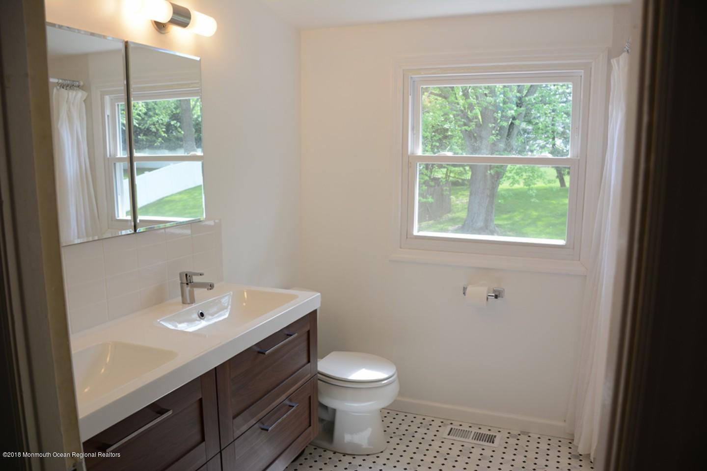3 Wabash Road Marlboro, NJ 07746 - Photo 8 of 10 Yeung_10811_P08_65587