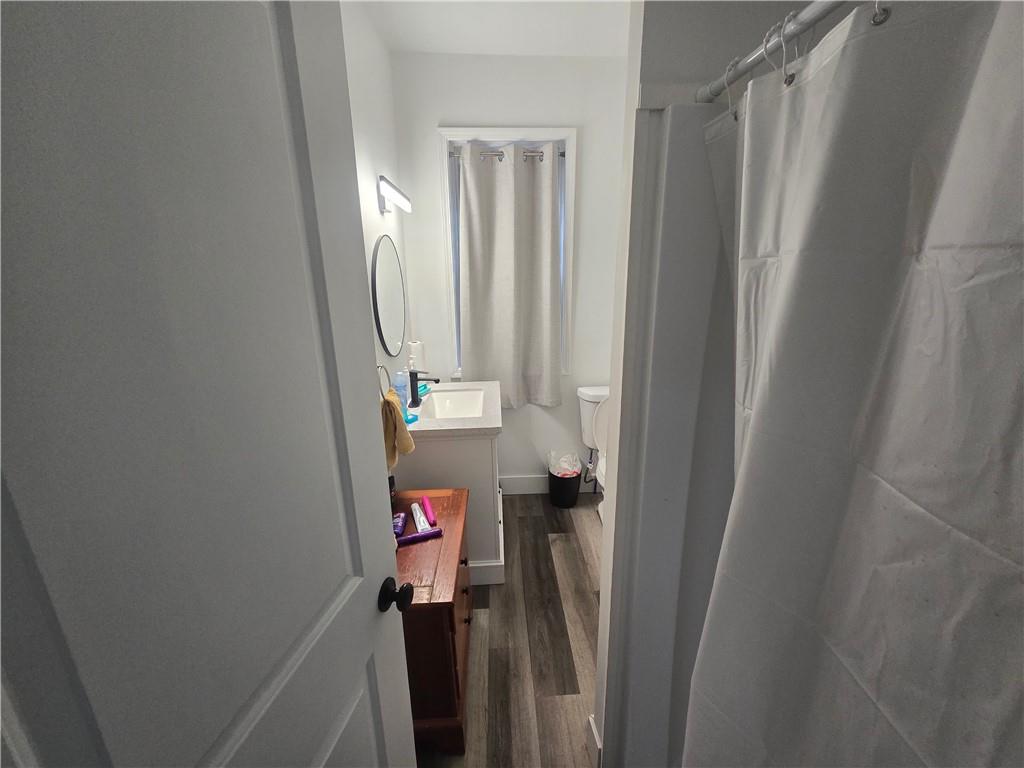 1813 Termon Avenue Pittsburgh, PA 15212 - Photo 22 of 42 Unit 2- Full Bath