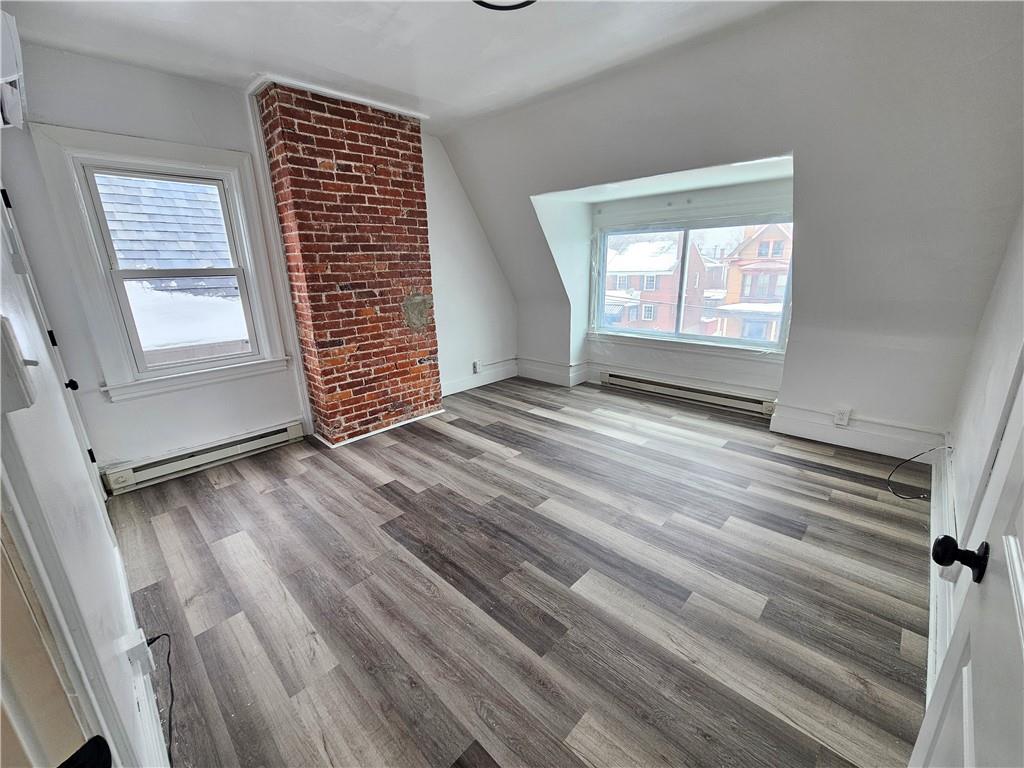 1813 Termon Avenue Pittsburgh, PA 15212 - Photo 29 of 42 Unit 3 Main bedroom