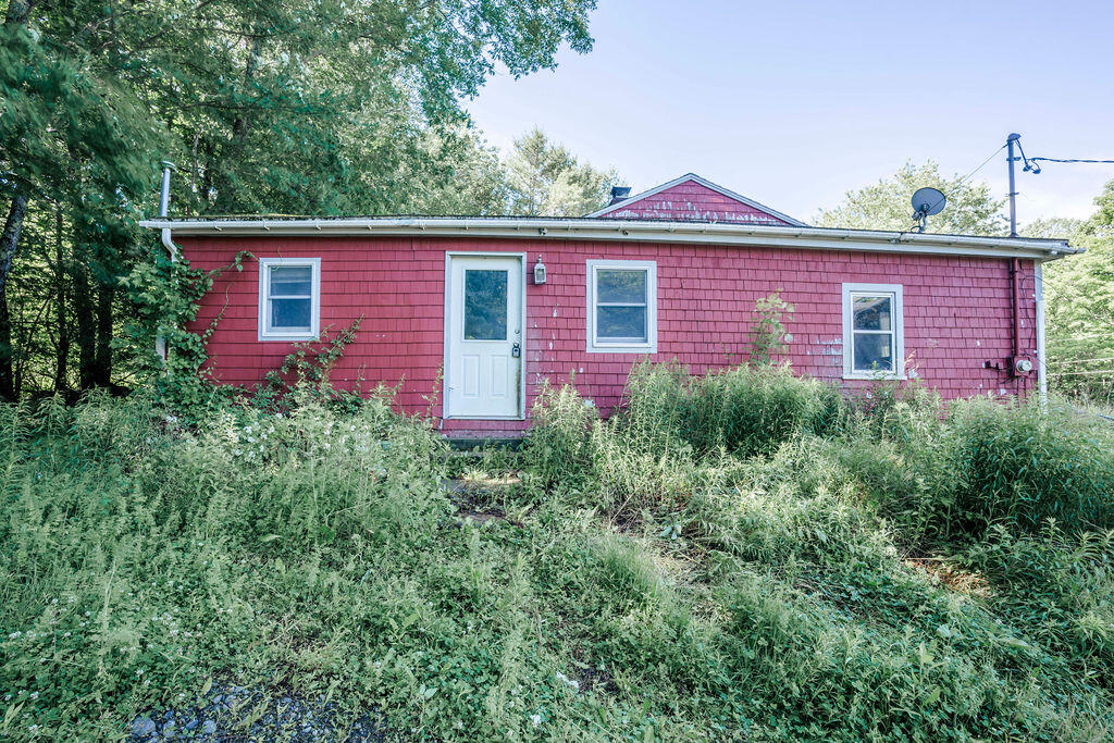 177 Hinkley Road West Gardiner, ME 04345 - Photo 1 of 18 177 Hinkley Rd (1)
