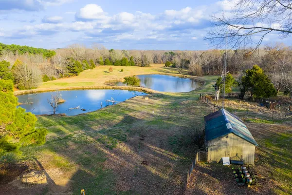 $1,250,000 | 700 North Reid Hooker Road, Eads, TN 38028