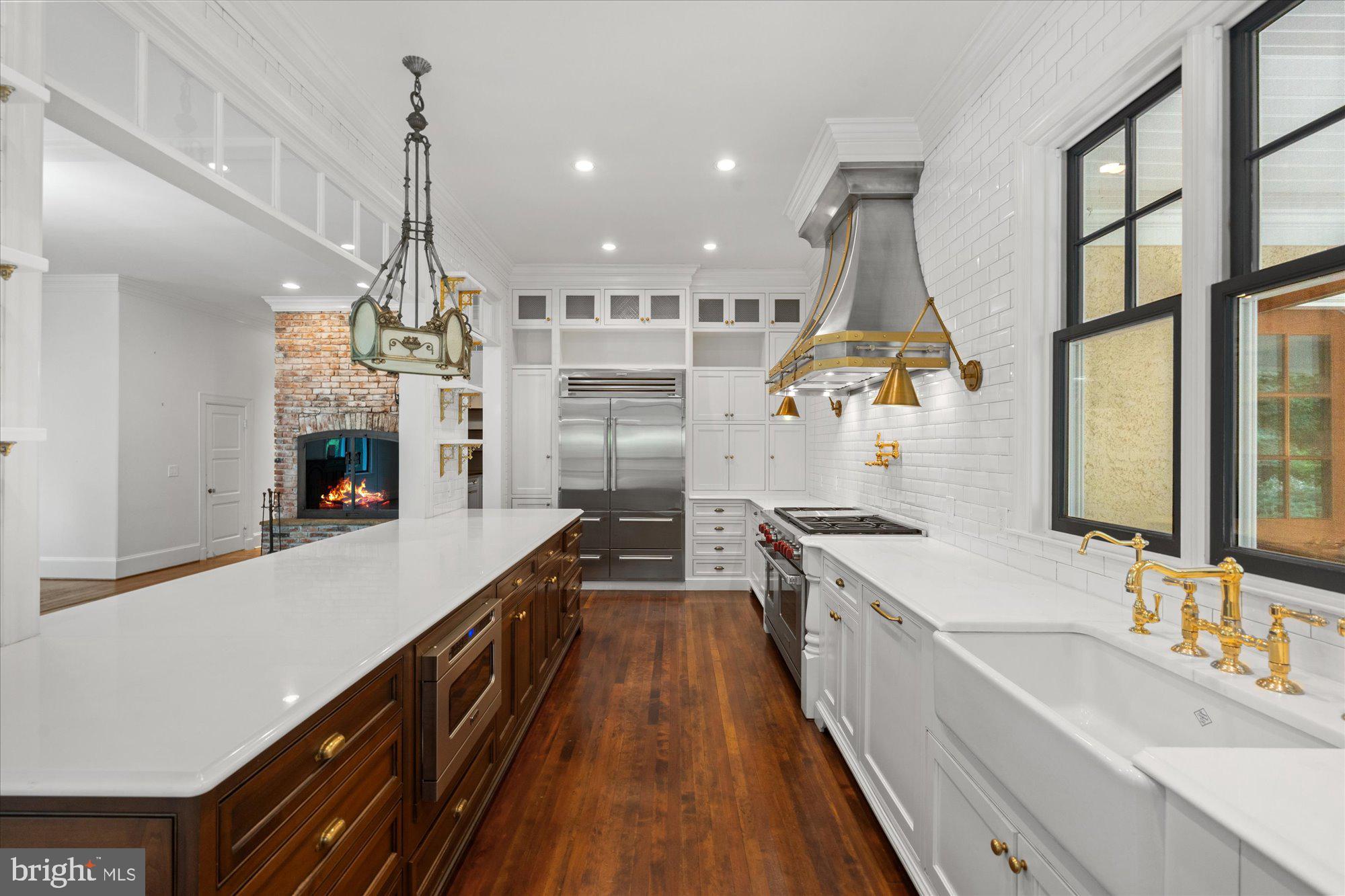 1926 Ruxton Road Baltimore, MD 21204 - Photo 6 of 27