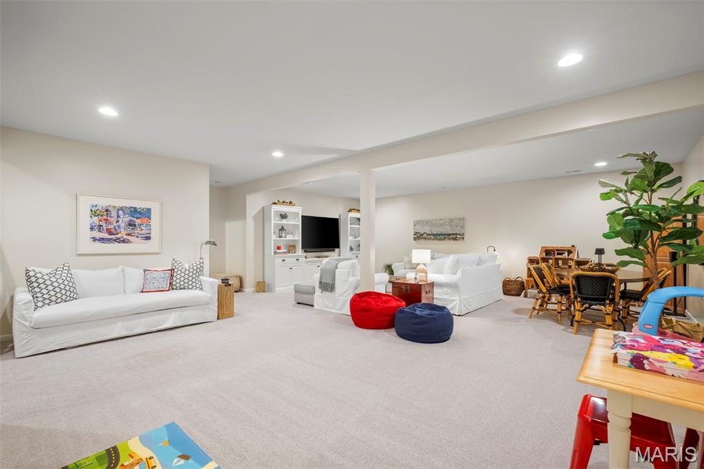 1325 Spring Snow Drive Frontenac, MO 63131 - Photo 28 of 37