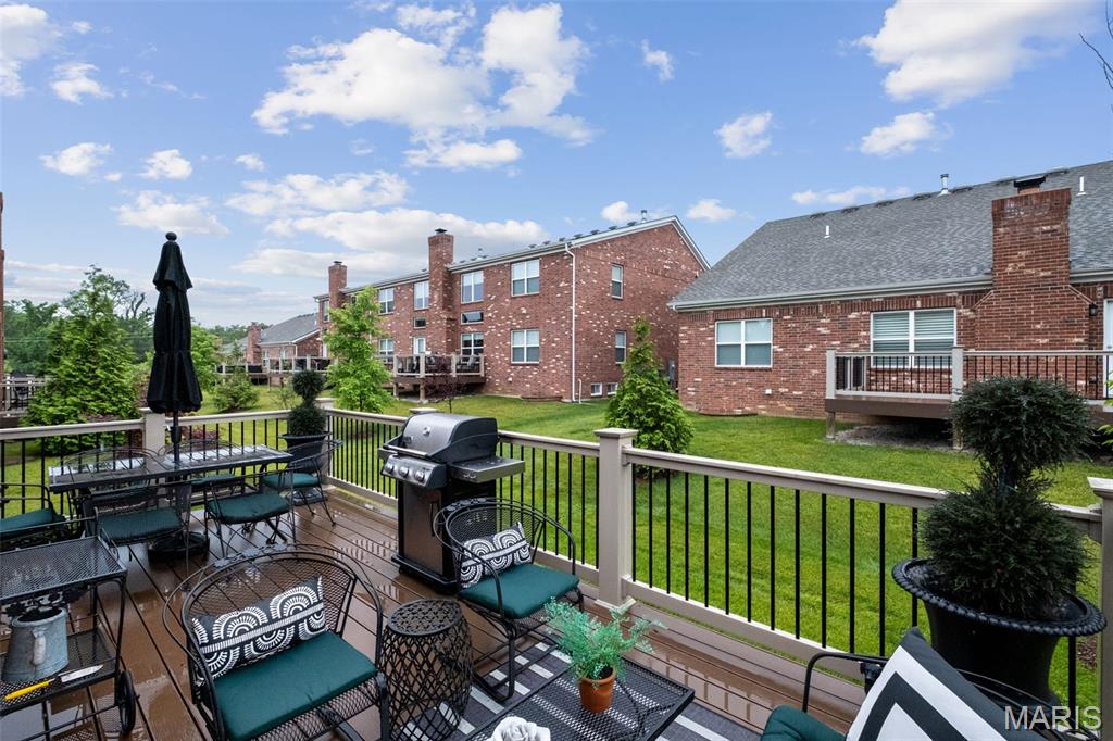 1325 Spring Snow Drive Frontenac, MO 63131 - Photo 35 of 37