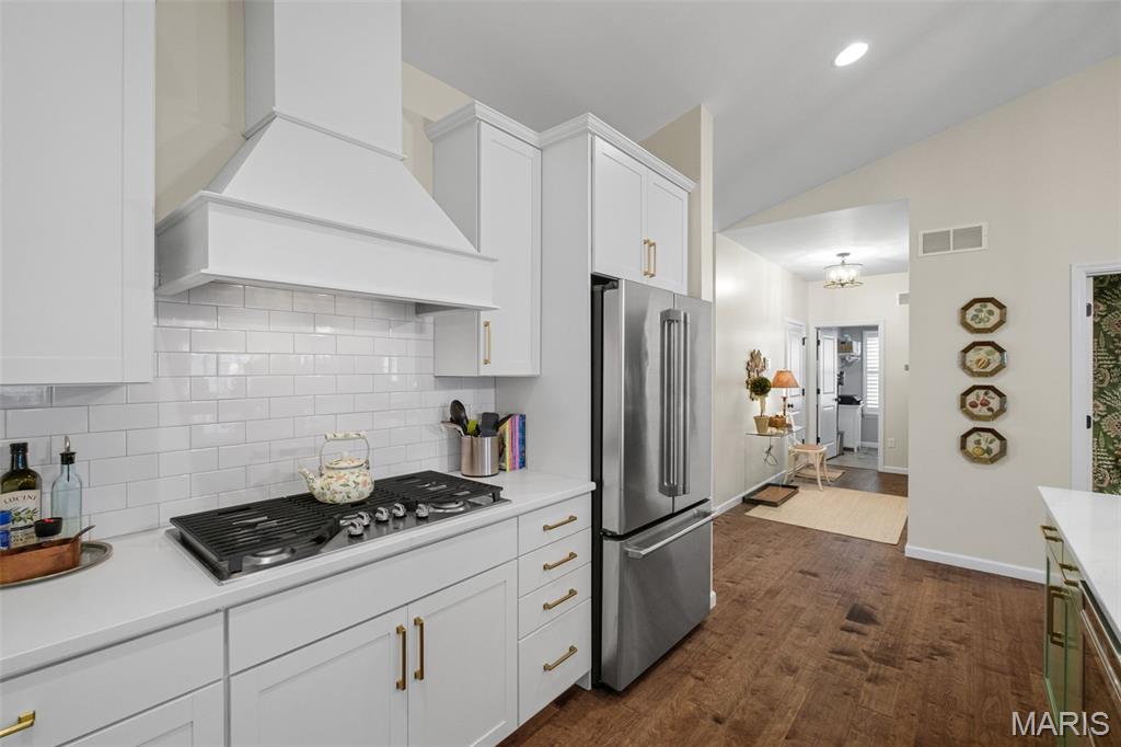 1325 Spring Snow Drive Frontenac, MO 63131 - Photo 8 of 37