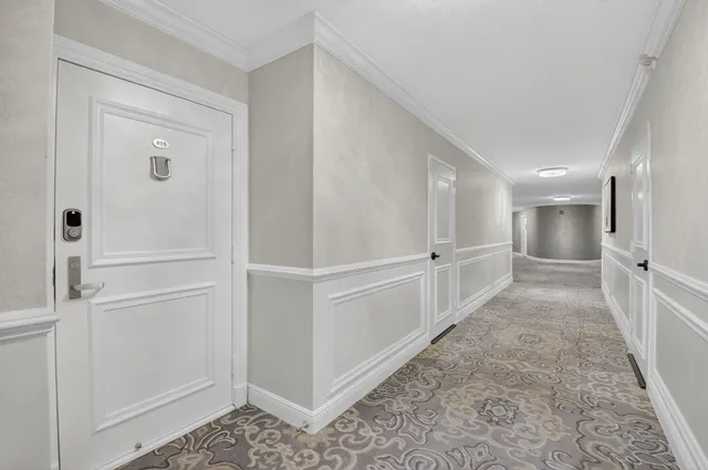 a room with lots of table and chairs