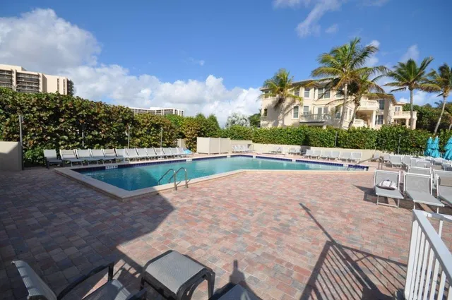 $1,275,000 | 4740 South Ocean Boulevard, Unit 815, Highland Beach, FL 33487