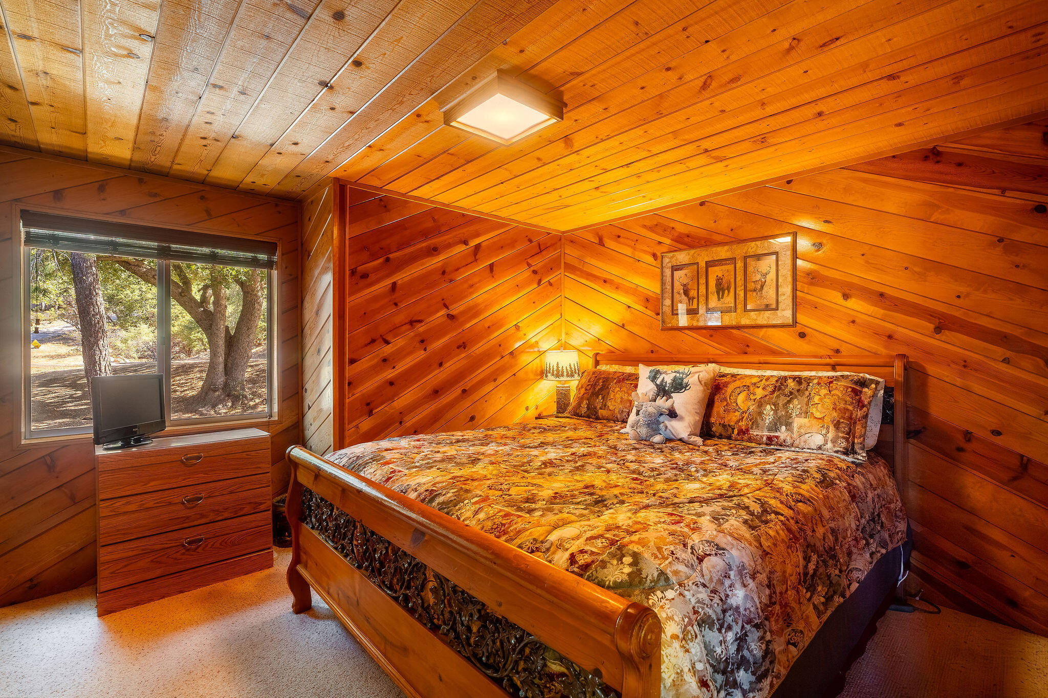 24675 Rocky Point Road Idyllwild, CA 92549 - Photo 15 of 64 24675RockyPointRd-18