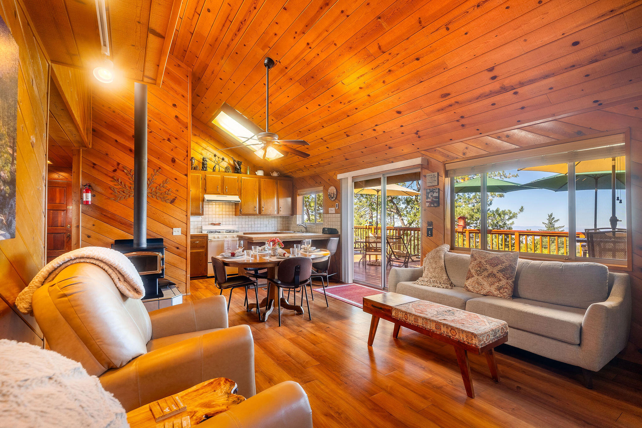 24675 Rocky Point Road Idyllwild, CA 92549 - Photo 10 of 64 24675RockyPointRd-15