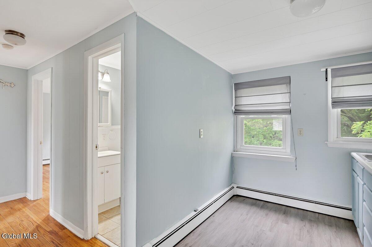 162 Consaul Road Colonie, NY 12205 - Photo 19 of 38 162 Consaul Rd-28