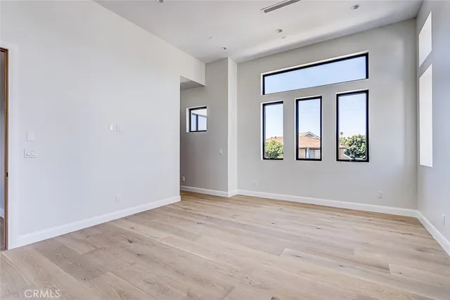 an empty room that has a window