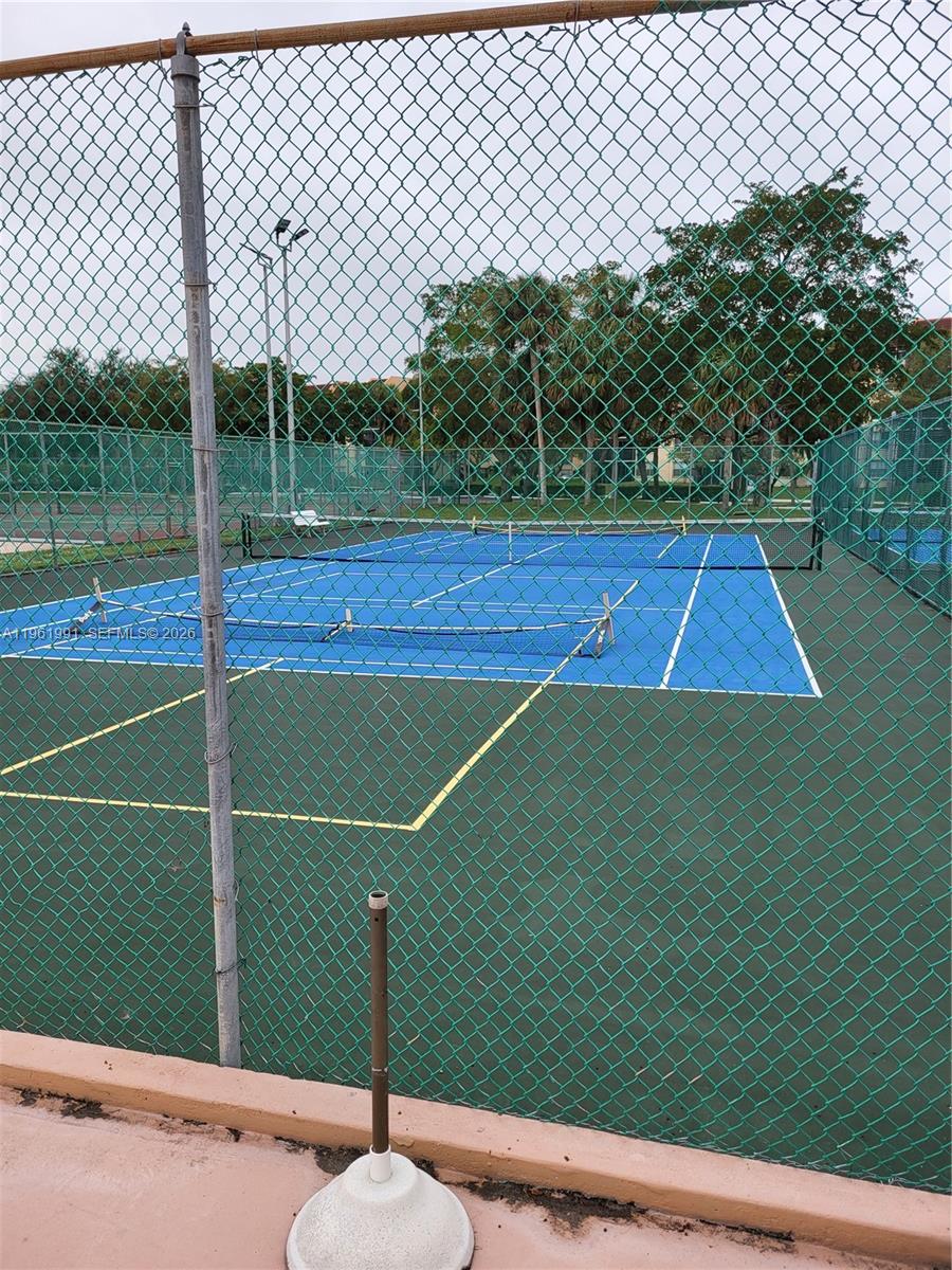 6901 Environ Boulevard, Unit 5F Lauderhill, FL 33319 - Photo 38 of 41